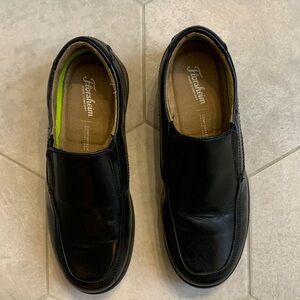 Florsheim kids black leather dress shoes size 5 m excellent used condition